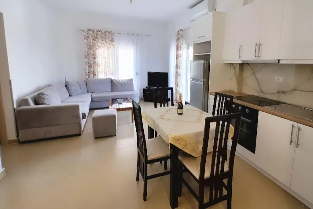 Saranda Relax New Apartment-Rare Find Near Port 0*, ساراندا